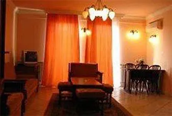 Hotel Happy Apartments Budapest 3*,  Hungary