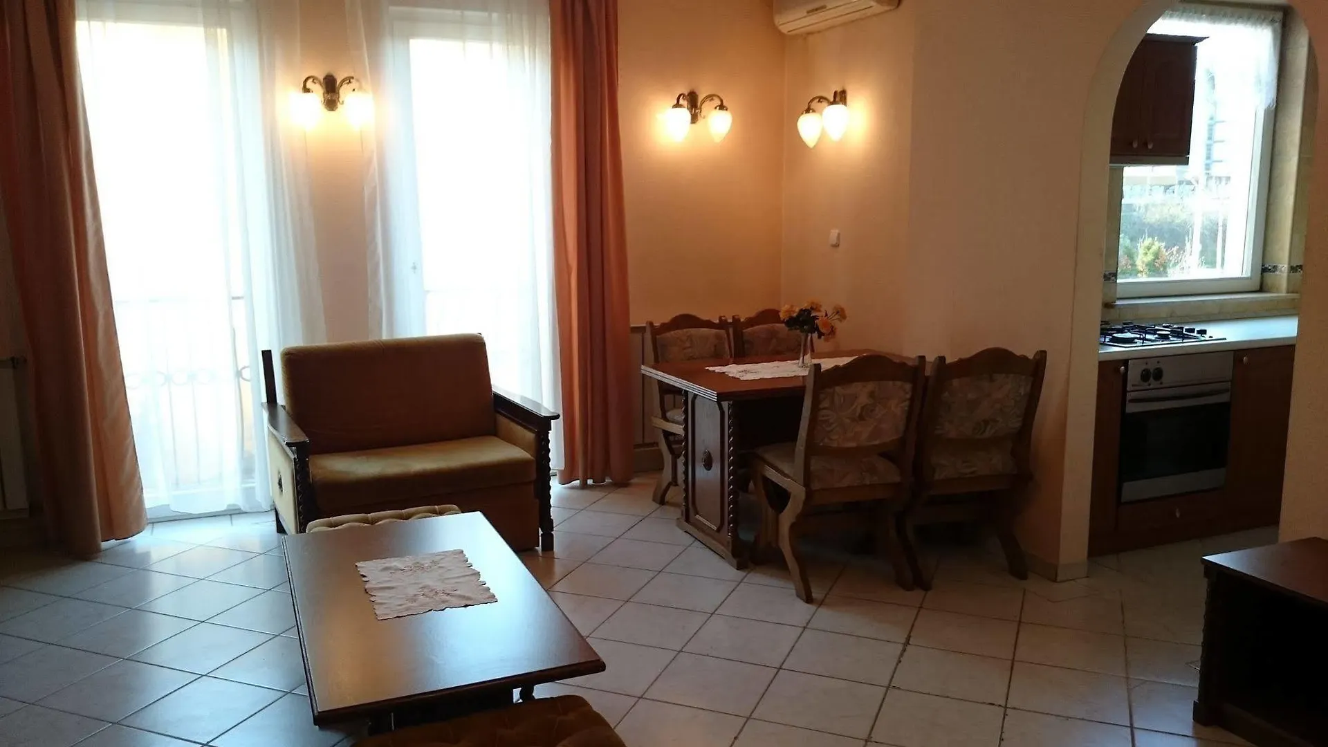 Hotel Happy Apartments Budapest 3*,