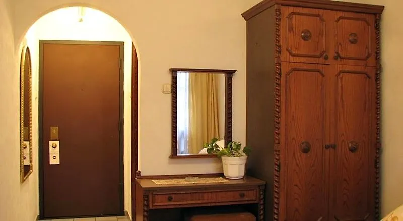 *** Aparthotel Hotel Happy Apartments Budapest Ungheria